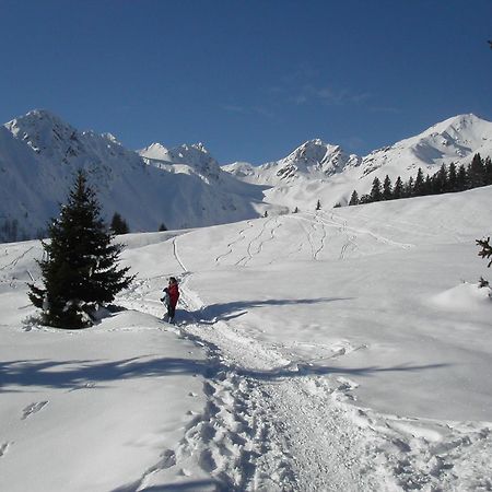 Alpen Garten Hotel Margherita Rumo Екстериор снимка