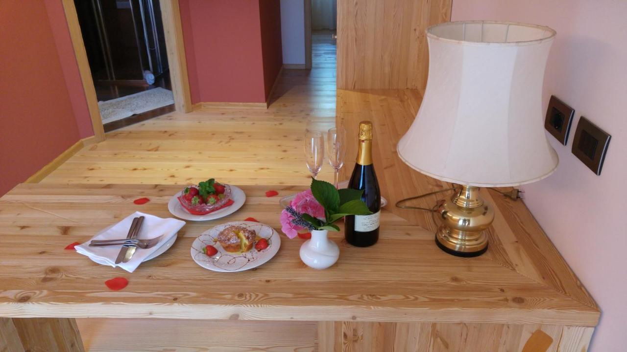 Alpen Garten Hotel Margherita Rumo Екстериор снимка