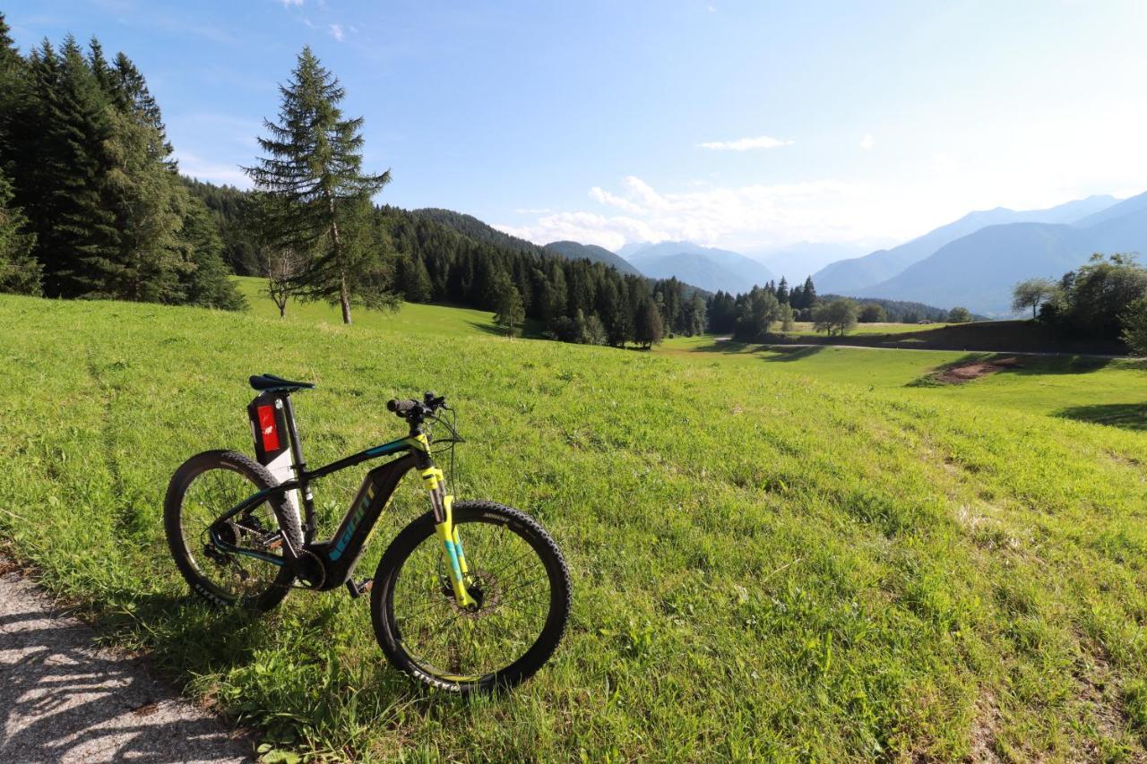 Alpen Garten Hotel Margherita Rumo Екстериор снимка