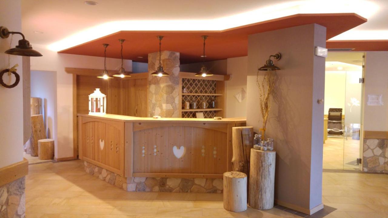 Alpen Garten Hotel Margherita Rumo Екстериор снимка