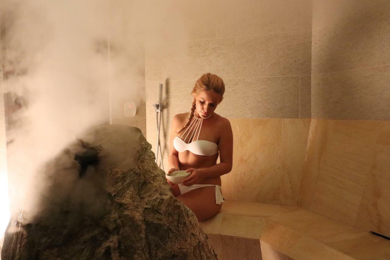 Alpen Garten Hotel Margherita Rumo Екстериор снимка