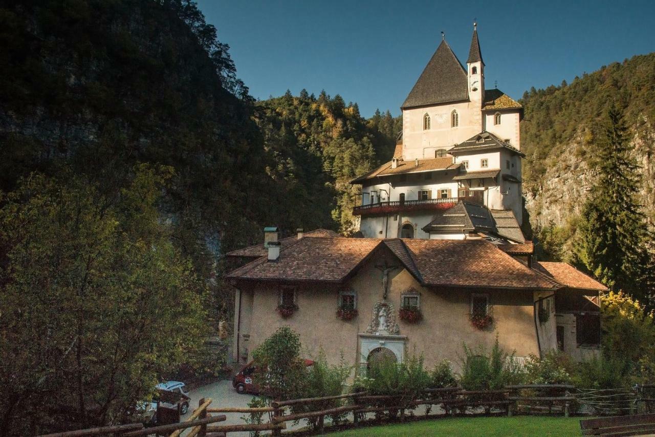 Alpen Garten Hotel Margherita Rumo Екстериор снимка