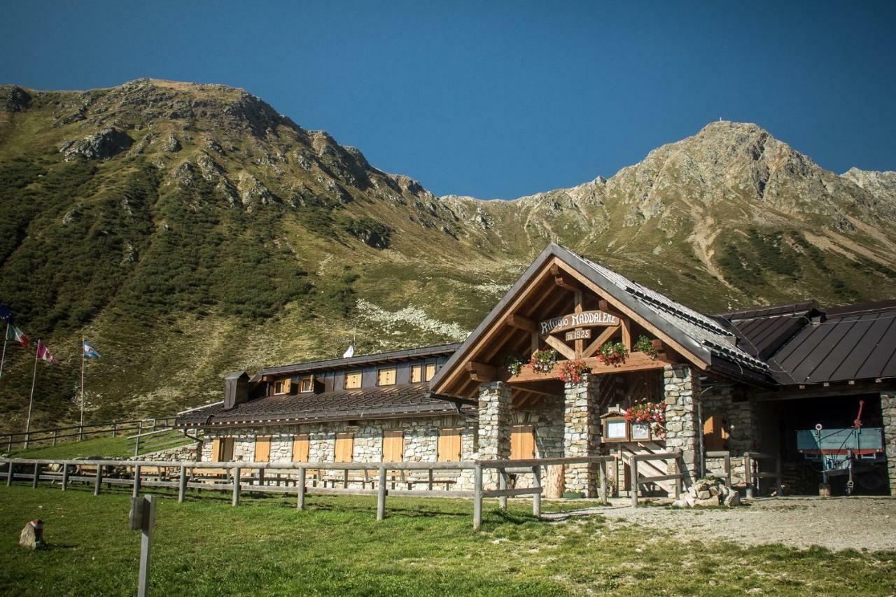 Alpen Garten Hotel Margherita Rumo Екстериор снимка